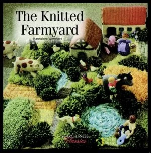 Image of The Knitted Farmyard by Hannelore Wernhard Hardback