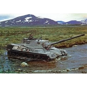 image of Leopard 1 Tank Revell Model Kit