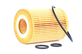 image of MANN-FILTER Oil Filter HONDA,OPEL,VAUXHALL HU 820 x 15430PLZD00,8972231870,5650380 650300,95526811