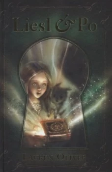 Image of Liesl and Po by Lauren Oliver Hardback
