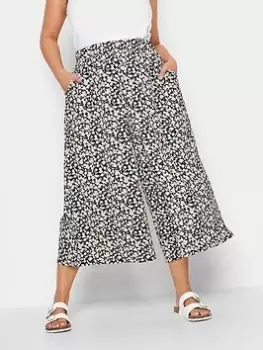 Image of Yours Ditsy Floral Midaxi Culotte, Black, Size 18, Women
