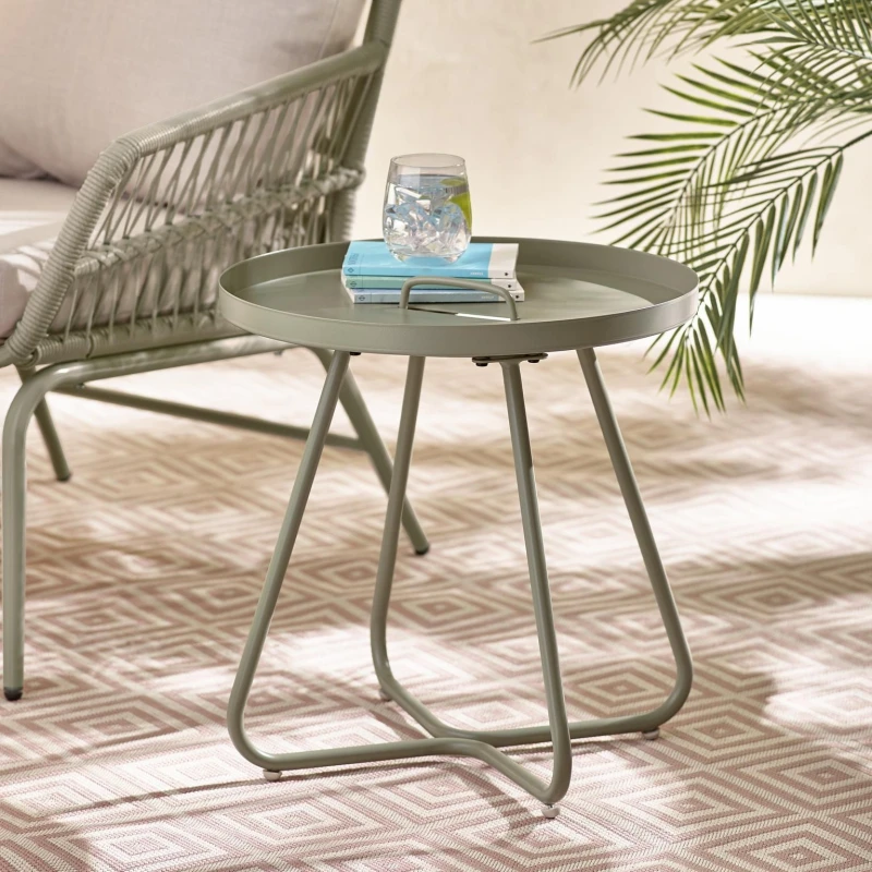 Image of FurnitureboxUK FurnitureboxUK Lyon Metal Outdoor Round Side Table in Green Green One Size Unisex 5056784305218