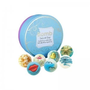 image of Bomb Cosmetics Head in the Clouds Creamer Bath Bomb Set