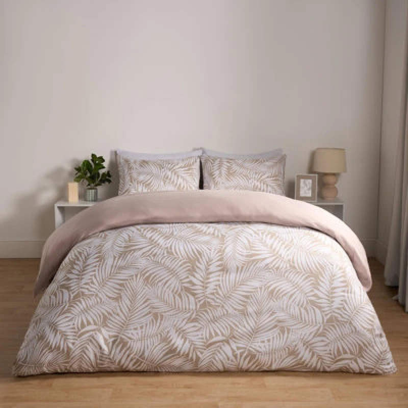 Image of OHS OHS Tropical Leaf Duvet Cover Reversible Bedding Set in Natural Size: Double Natural Double Unisex 5027434199686