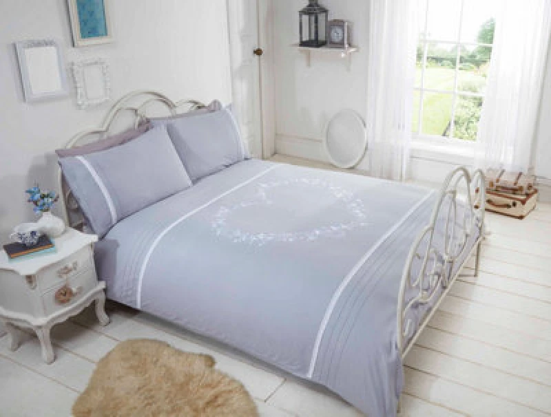 Image of Rapport Home Hearts Design Polycotton Duvet Set With Pillowcase