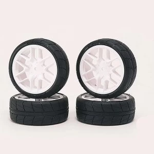 Image of Sweep Hankook Tread 36Deg 24Mm Glued Tc Tyres 12Spoke Asphalt