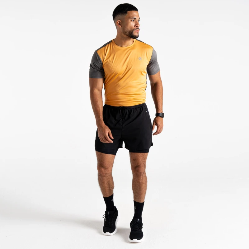 Image of Dare 2b Dare 2b Men 'Movement' Lightweight Water Repellent Shorts in Black Size: 2X-large Black XXL Male 5063516037590