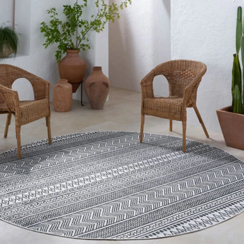 Image of Livabliss Round In- & Outdoor Geometric Black Mimi Area Rug 160 X 160 Cm - Easy To Clean, Perfect For Balcony, Kitchen Or Dining Room