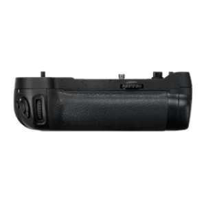 image of MB D17 Battery Grip for D500