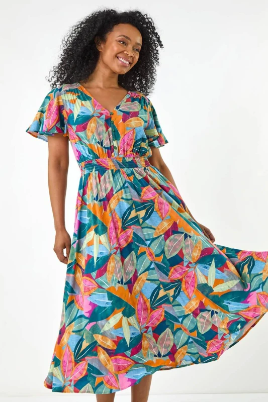 Image of Roman Womens Petite Leaf Print Shirred Midi Dress in Green Size: 18 Green Female 18