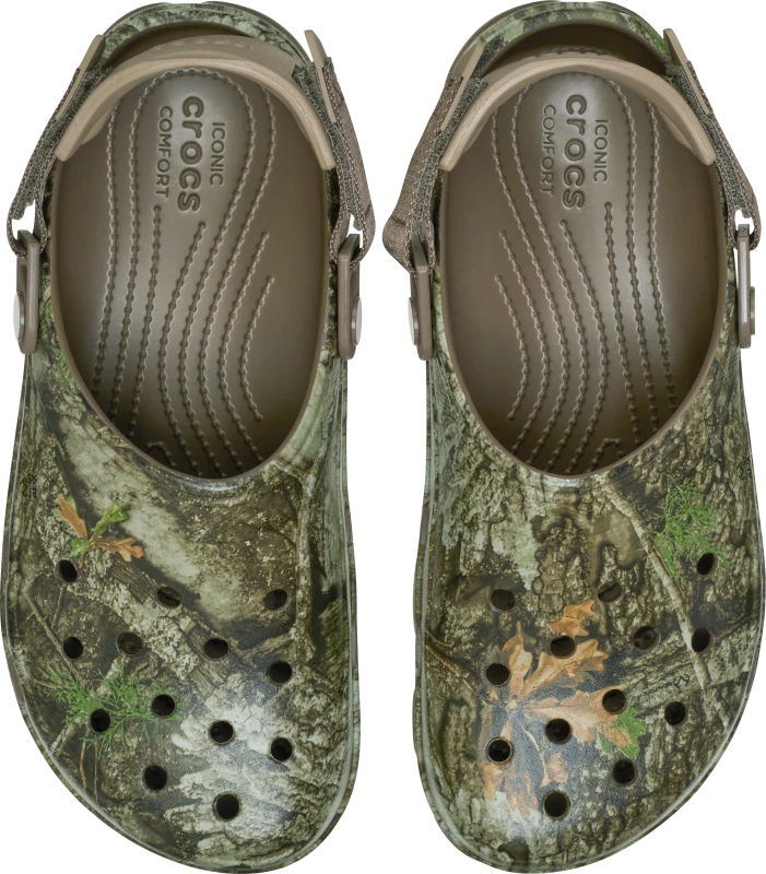 Image of Crocs Unisex Realtree APX AT Clogs Multi W4/M3