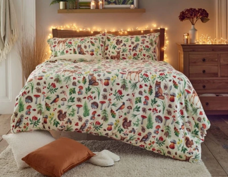 Image of Deyongs Autumn Animals Fleece Duvet Cover Set with Sherpa Reverse - Cosy Woodland Printed Bedding 1846 Size: Double Multicolor Unisex Double