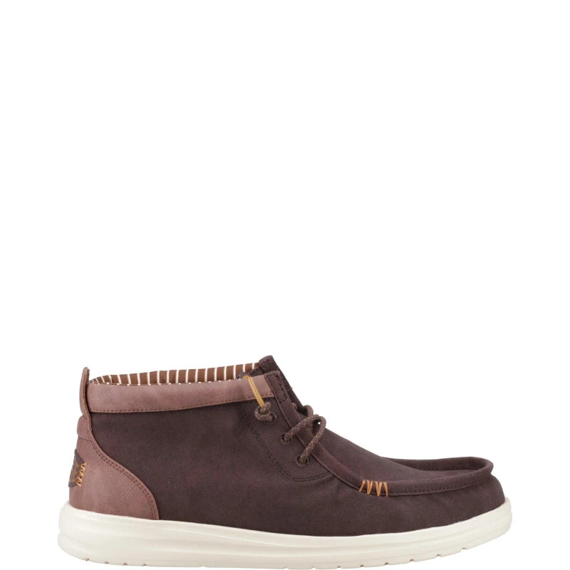 Image of HEYDUDE Wally Mid GripR Boots Brown male 7 (41)