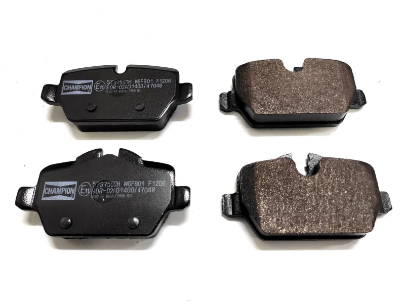 Image of Brake pad set CHAMPION 573755CH