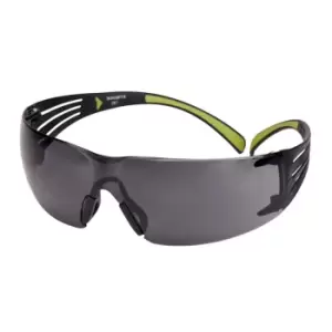 3M 400 Safety Glasses, Black/Green frame, Anti-Scratch / Anti-Fog, G- you get 20 - main image