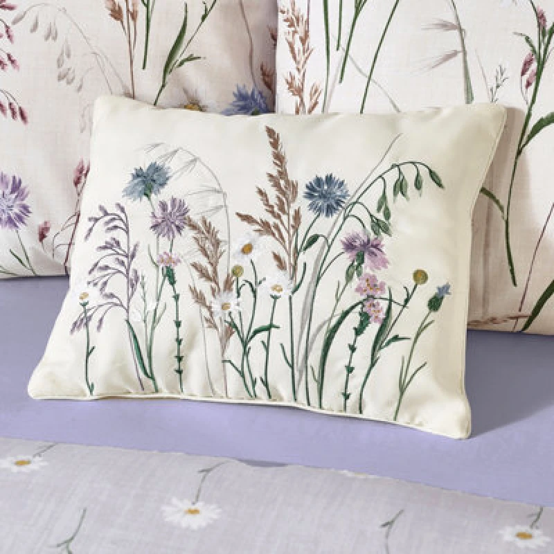 Image of Catherine Lansfield Grasmere Floral 30cm x 40cm Filled Boudoir Lilac
