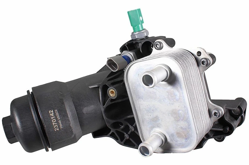 Image of METZGER 2370142 Housing, oil filter Housing,oil filter (590)