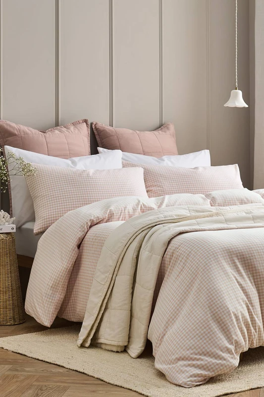 Image of CHRISTY 'Gingham Yarn Dye' Textured Airy Yarn Dye Cotton Duvet Cover Set in Pink Size: Super King Pink Unisex Super King