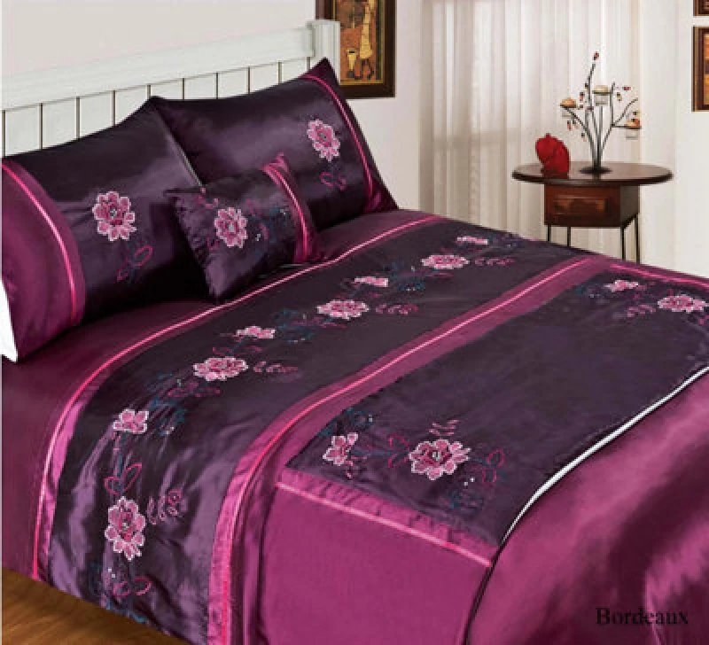 Image of Rapport Home Bordeaux Bed In A Bug Super Set