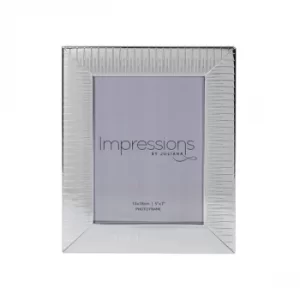 Image of Ridged Silver Plated Photo Frame (5 x 7)