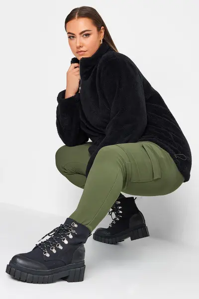 Image of Yours Cargo Leggings Green