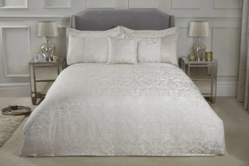 Image of New Edge Blinds Harrow Duvet Set in Cream Size: Super King Cream Unisex Super King