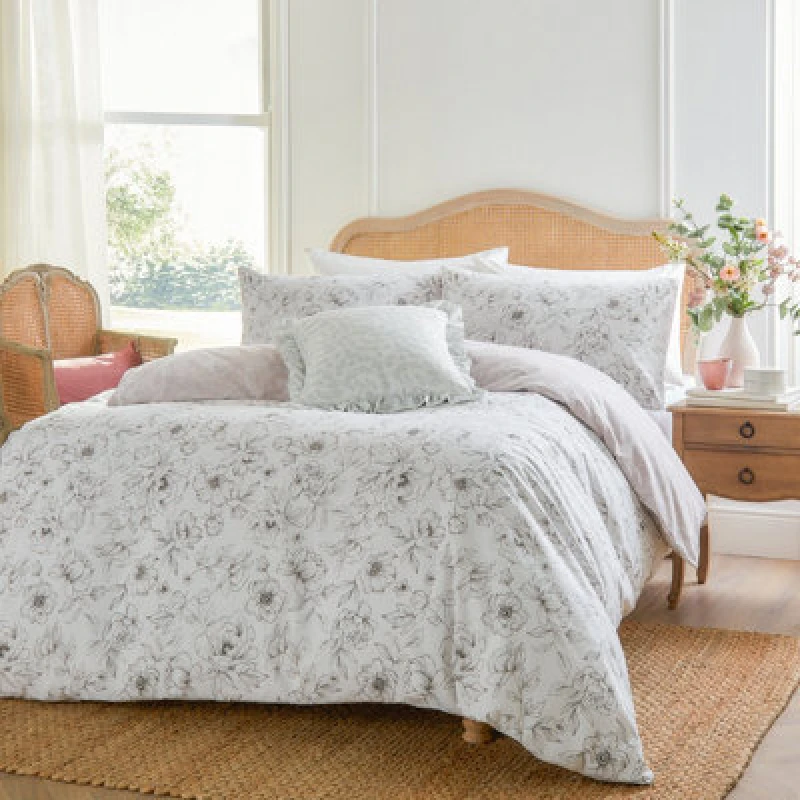 Image of Wylder Bella Reversible Floral Duvet Cover Set, Super King, Pink