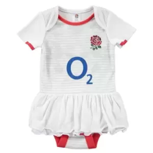 Image of Team Aw20 Kt Tut Bst Bb99 - White