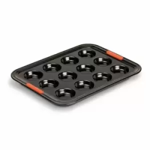 Image of Le Creuset Toughened Non-Stick 12 Cup Bun Tray