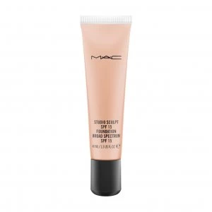 Image of MAC Studio Sculpt Foundation Nw30