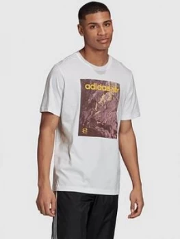 image of adidas Originals Adventure T-Shirt - White Size M Men