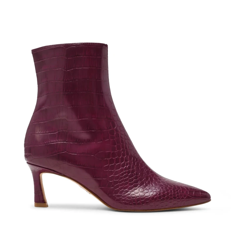 Image of Steve Madden Womens boots Steve Madden Lulah Rouge Female 37