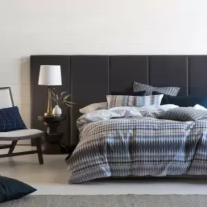 Image of Linen House Northbook Indigo 100% Cotton Duvet Cover & Pilowcase Set Indigo (Blue)