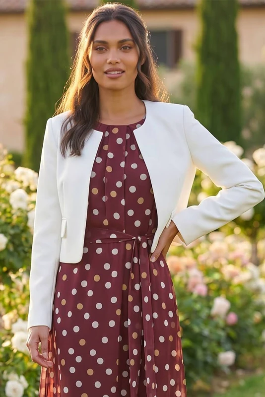 Image of Roman Womens Smart Pocket Jacket in Ivory Size: 18 Ivory Female 18