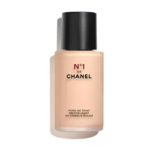 Image of Chanel No. 1 De Chanel Revitalizing Foundation - Beige