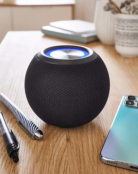 image of On the Move Bluetooth Speaker Black