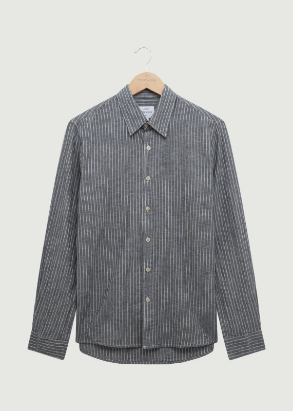 Image of Peter Werth Mens Otton LS Shirt in Navy Size: Small Navy Male S