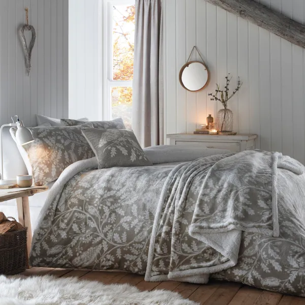 Image of Lodge Woodland Owls Bedspread 150cm x 200cm Sage