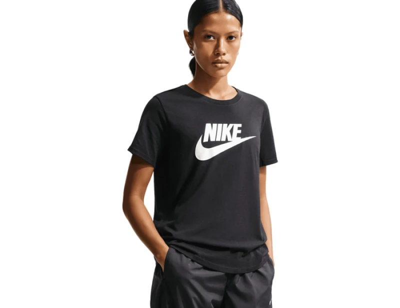Image of Nike Sportswear Essentials Logo T-Shirt Women Black L
