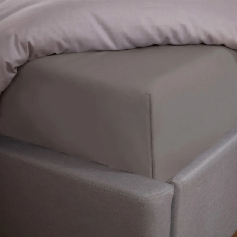 Image of OHS OHS Luxury Plain Dyed Cotton 30cm Deep Fitted Bed Sheet in Grey Size: King Fitted Grey King Fitted Unisex 5027434153749