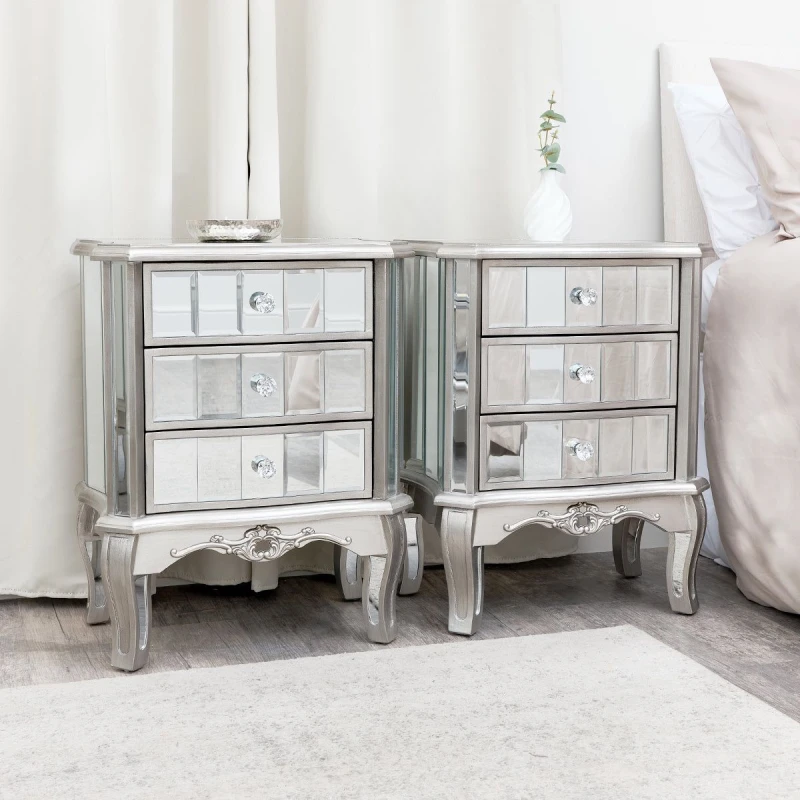 Image of Melody Maison Pair Of Mirrored Bedside Tables - Tiffany Range Metallic Silver