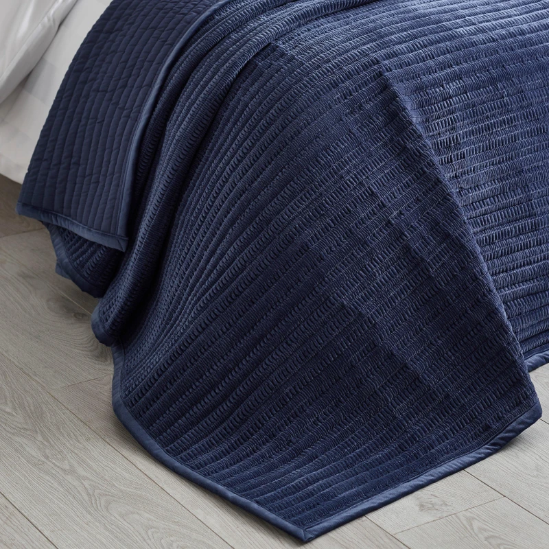 Image of Catherine Lansfield Cather Velvet Pinsonic 63 Navy unisex 220x220cm