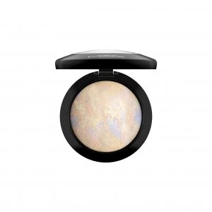 Image of MAC Mineralize Skinfinish Lightscapade