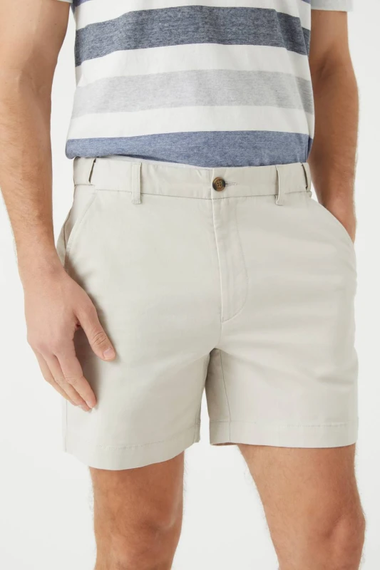 Image of Debenhams Debenhams Men Premium Skipper Shorts in Off White Size: 36 Off White 36 Male 5045724881004