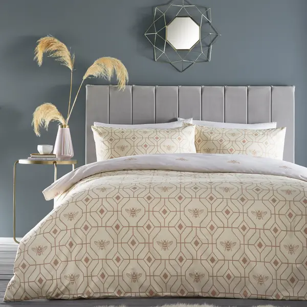 Image of furn. Bee Deco Champagne Duvet Cover and Pillowcase Set Beige