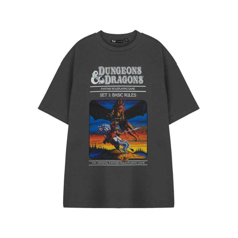Image of Dungeons & Dragons Dungeons & Dragons Men Short Sleeved T-Shirt in Grey Size: Small Grey S Male 5063203916610