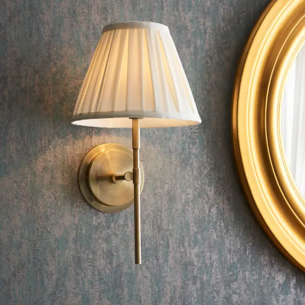 Image of Vogue Holden Traditional Wall Light Brass
