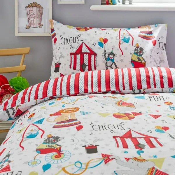 Image of Healthy Growth Circus Reversible Duvet Set