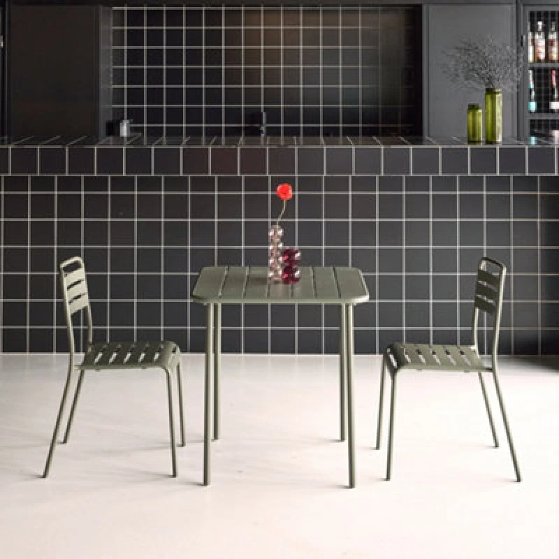 Image of Sweeek - 2-Seater Square Steel Garden Table Set With 2 Chairs Khaki Green 70X70X72.5cm - Amelia