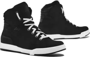 Image of Forma Swift Dry Motorcycle Shoes, black-white, Size 42, black-white, Size 42